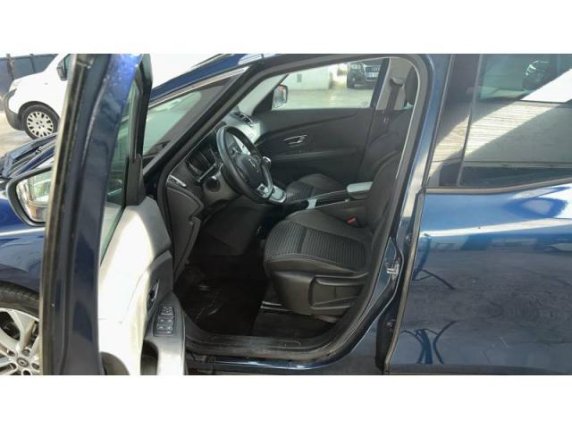 Renault Grand Scénic image 1