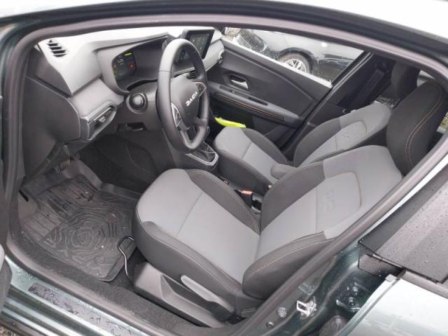 Dacia Jogger image 1