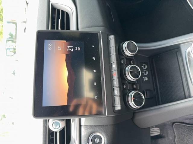 Renault Captur image 9