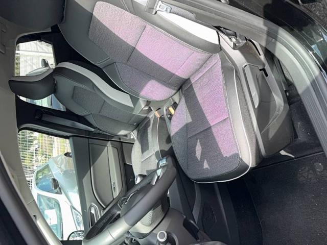 Renault Captur image 1
