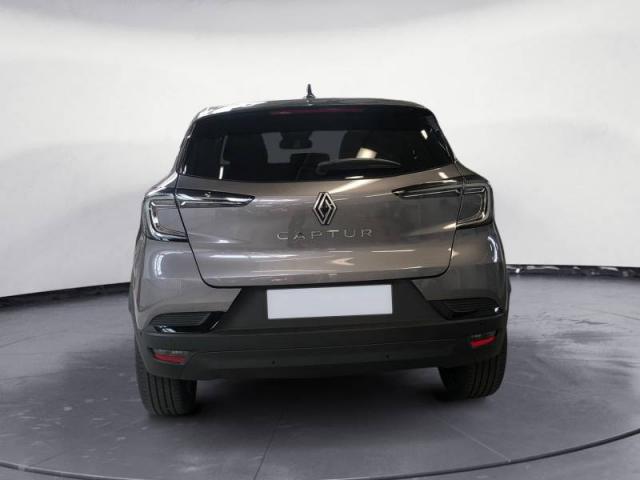 Renault Captur image 2