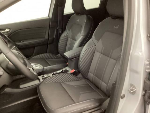 Renault Captur image 1