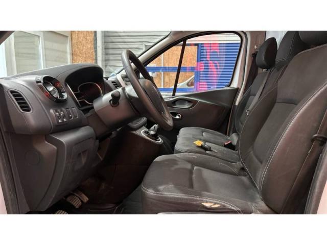Renault Trafic image 8