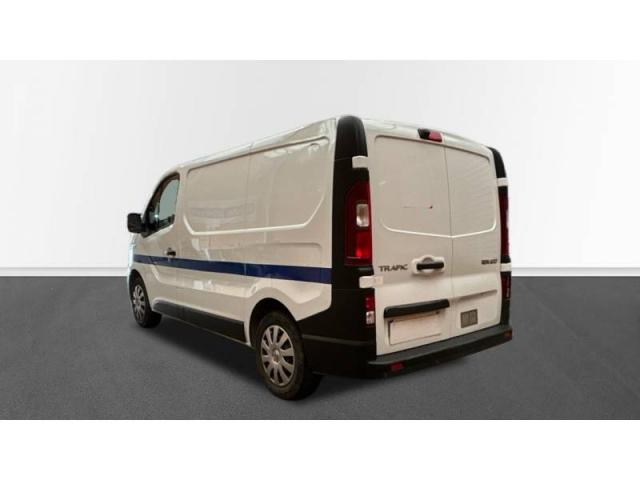 Renault Trafic image 2