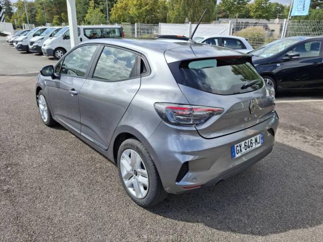 Renault Clio image 8