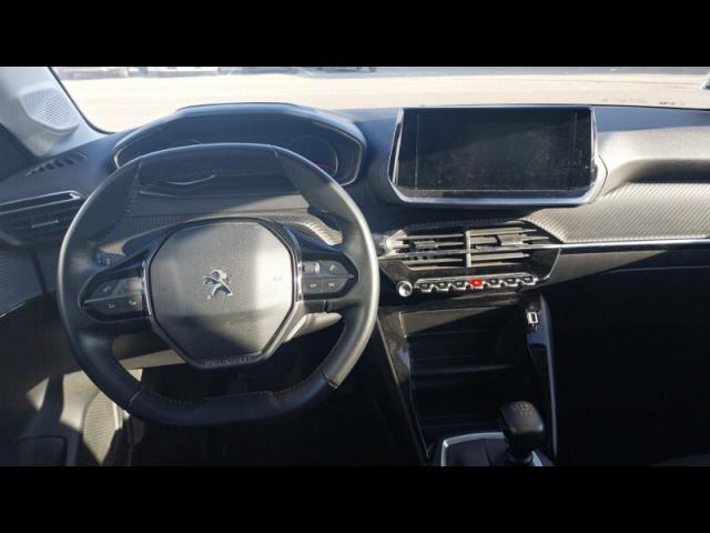 Peugeot 208 image 3