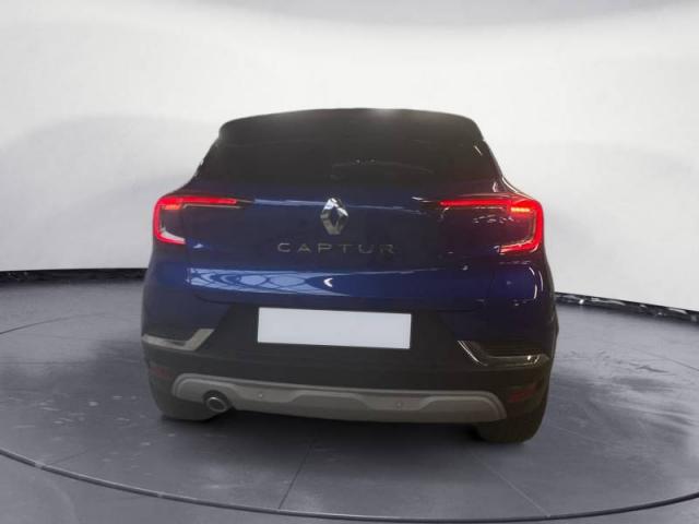 Renault Captur image 8