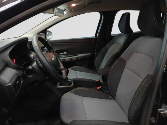 Dacia Sandero image 2