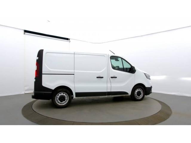 Renault Trafic image 7