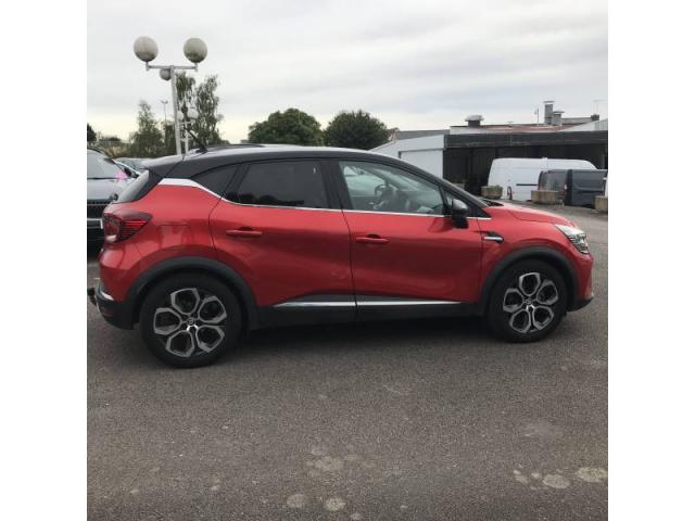 Renault Captur image 9