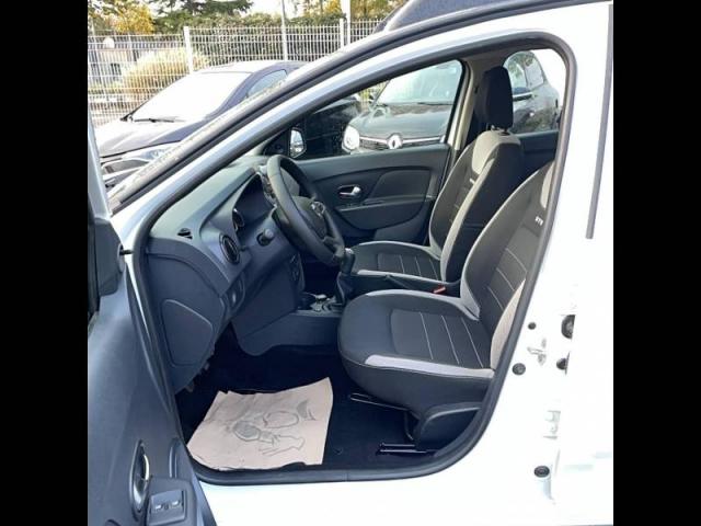 Dacia Sandero image 8