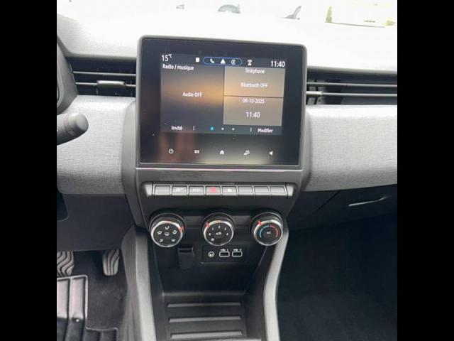 Renault Clio image 9