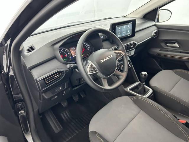 Dacia Sandero image 1