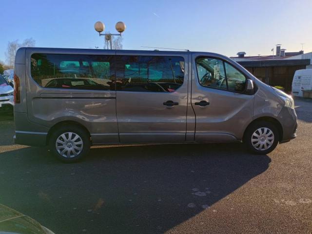Renault Trafic image 7