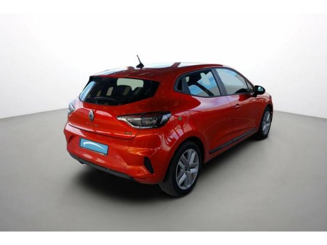 Renault Clio image 2