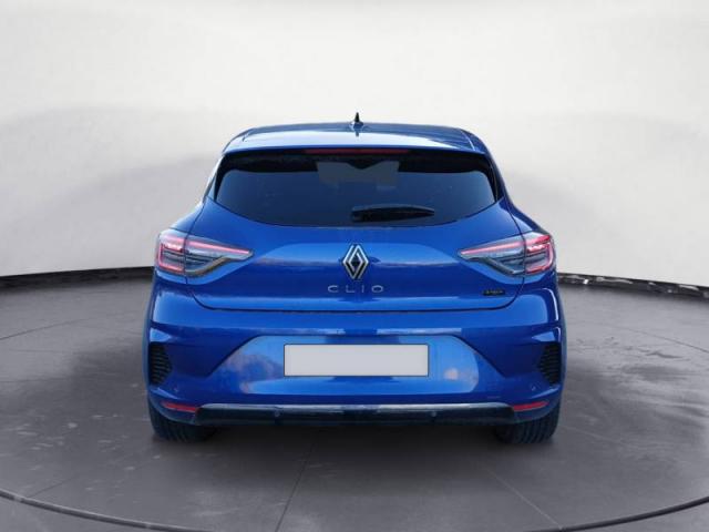 Renault Clio image 2