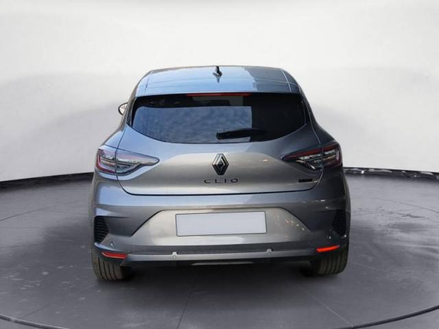 Renault Clio image 9