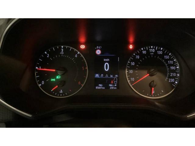 Renault Clio image 9