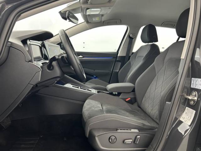 Volkswagen Golf image 8