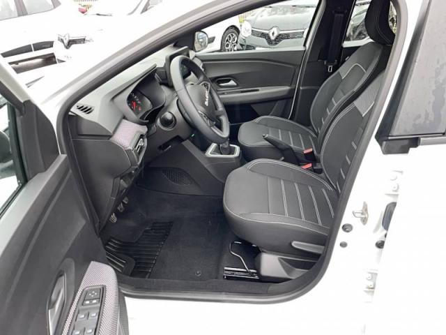 Dacia Sandero image 6