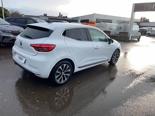 Renault Clio image 9