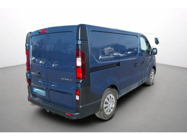 Renault Trafic image 2