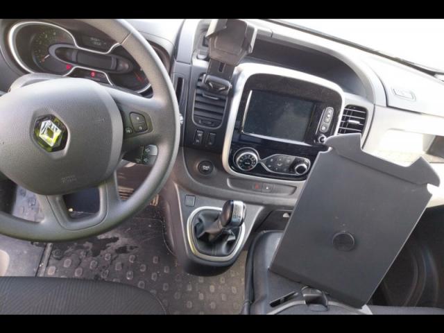 Renault Trafic image 4