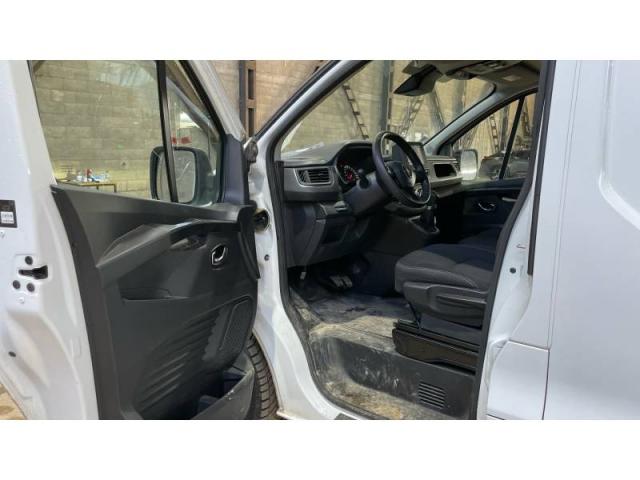 Renault Trafic image 7