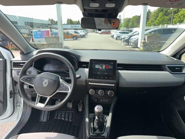 Renault Clio image 9