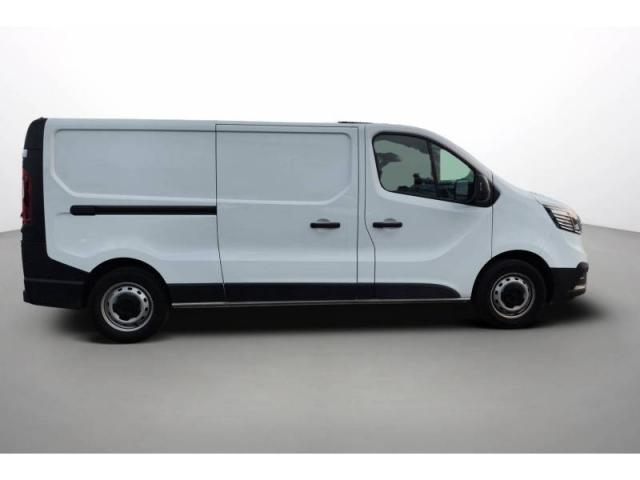 Renault Trafic image 8