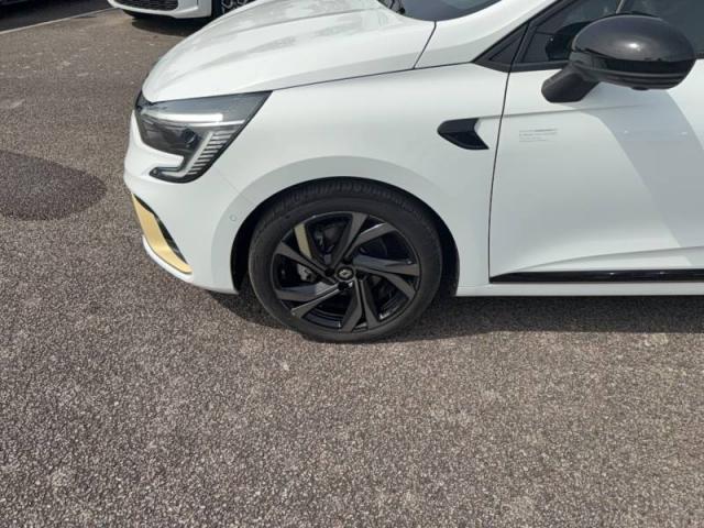 Renault Clio image 2