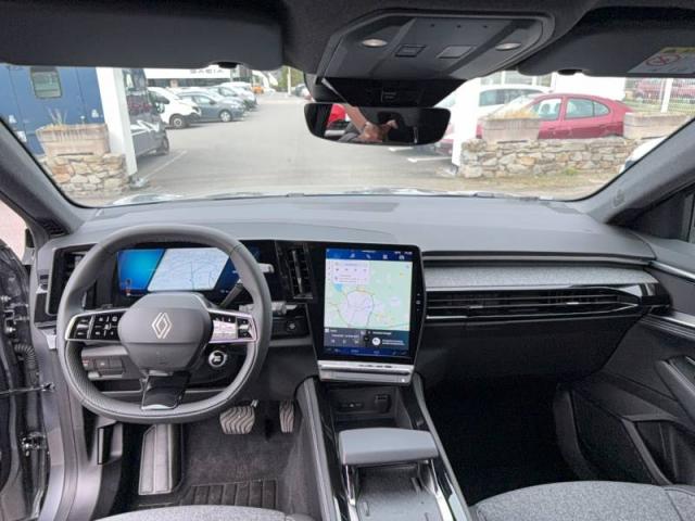 Renault Austral image 8