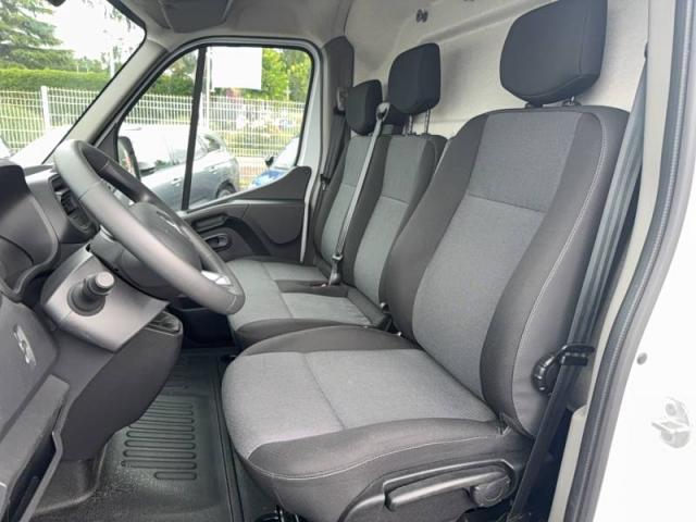 Renault Master image 4