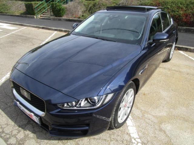 Jaguar Xe image 6