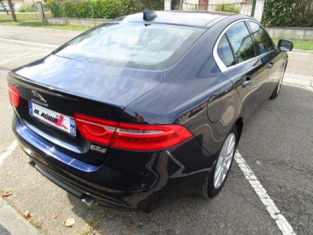 Jaguar Xe image 7