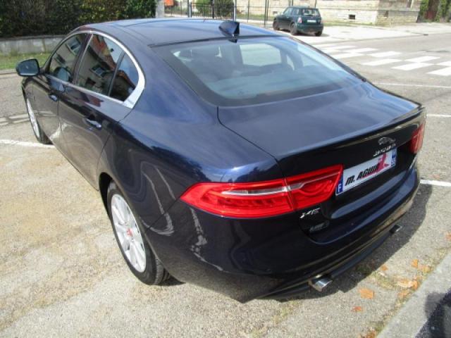 Jaguar Xe image 5
