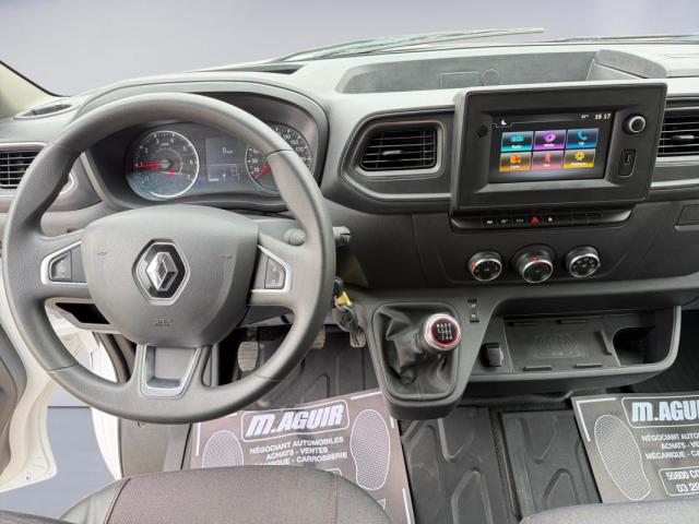 Renault Master image 7