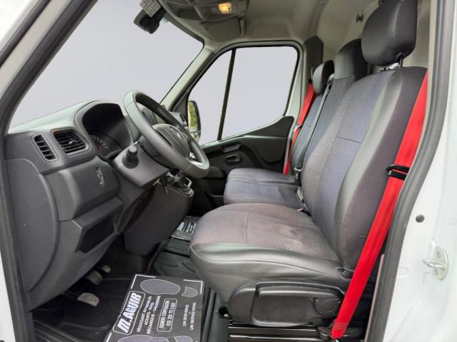 Renault Master image 6