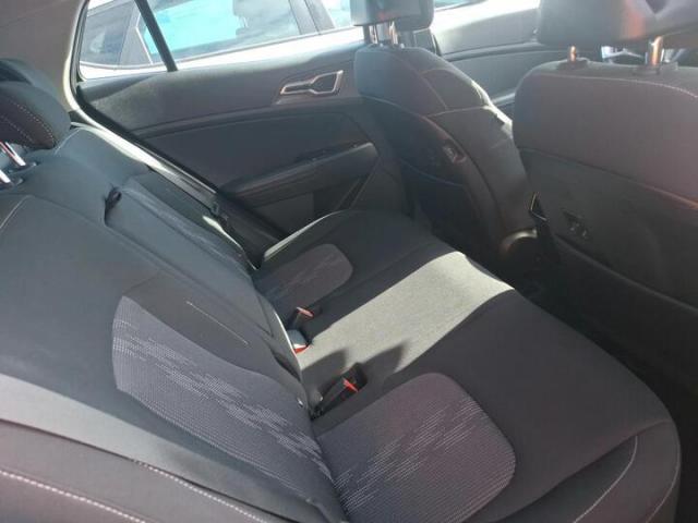 Kia Sportage image 6