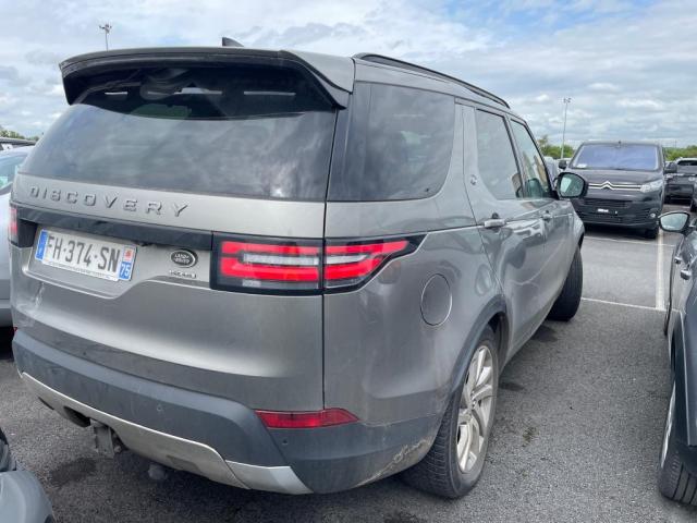 Land Rover Discovery image 8