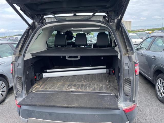 Land Rover Discovery image 7