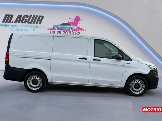 Mercedes Benz Vito image 4