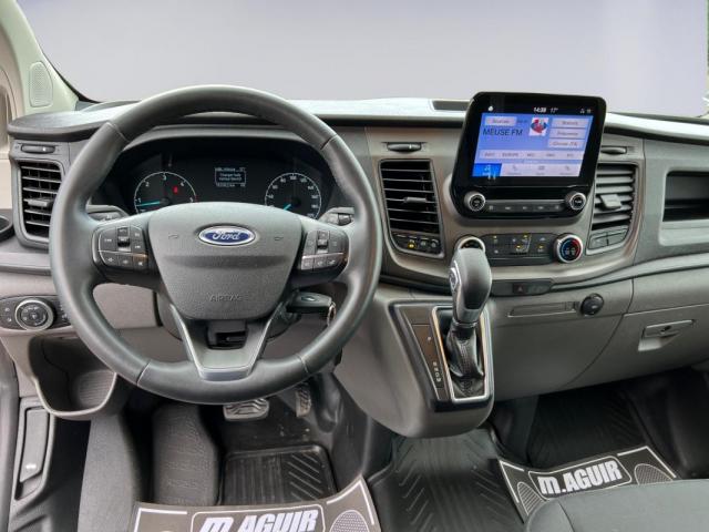 Ford Transit Custom image 2
