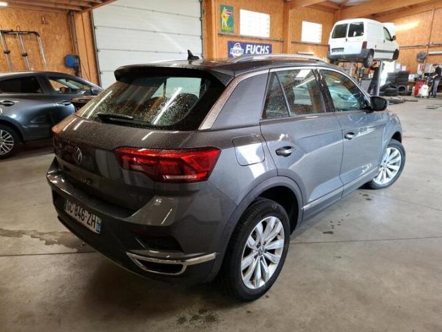 Volkswagen T-Roc image 5