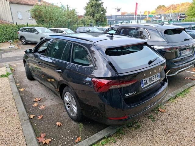 Skoda Octavia image 3