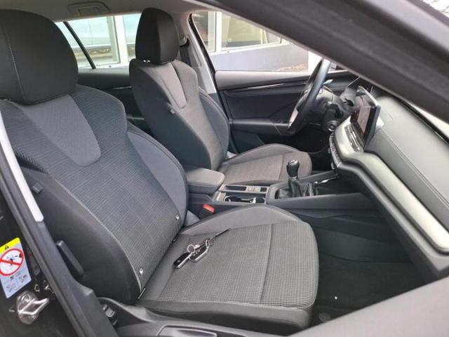 Skoda Octavia image 7