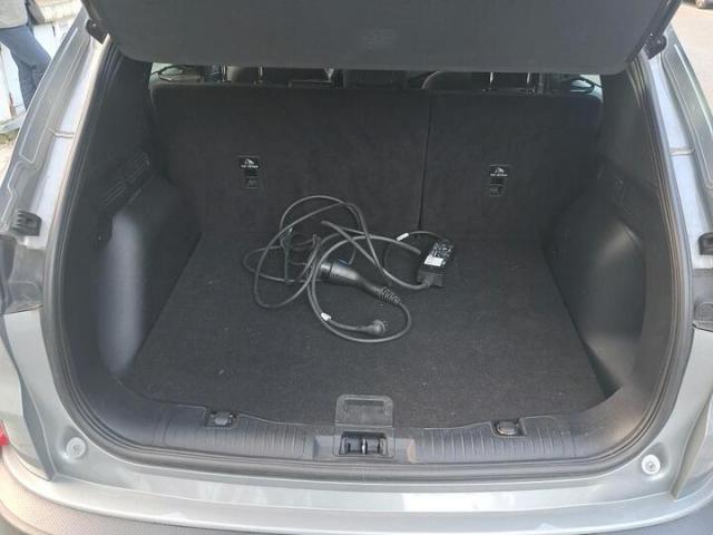Ford Kuga image 8