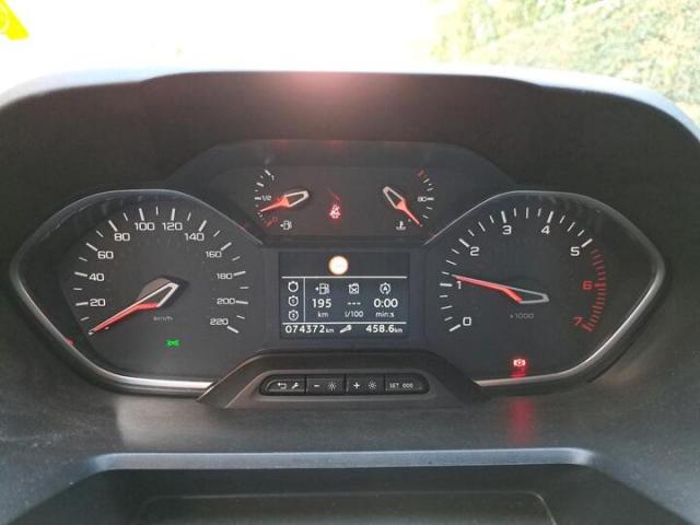 Peugeot Rifter image 1