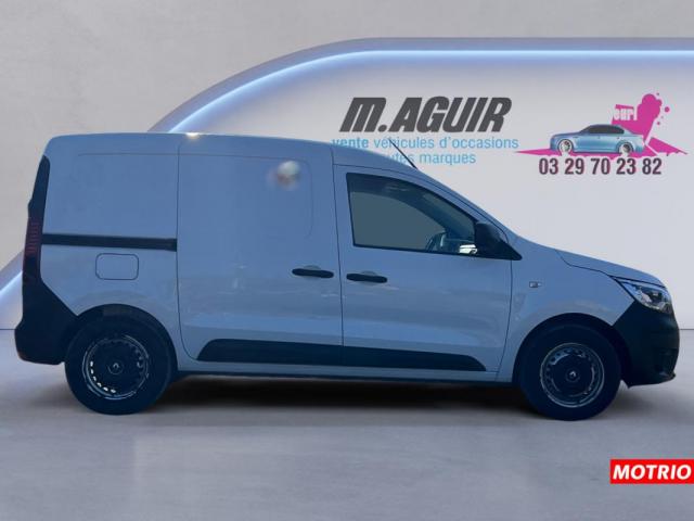 Renault Express Van image 3