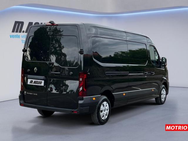 Renault Master image 2